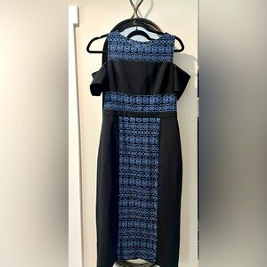 Maggie London Black and blue dress size 6